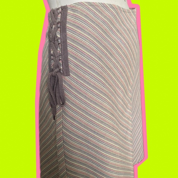 Y2K Volcom Striped Lace Up Skirt - Picture 2 of 9